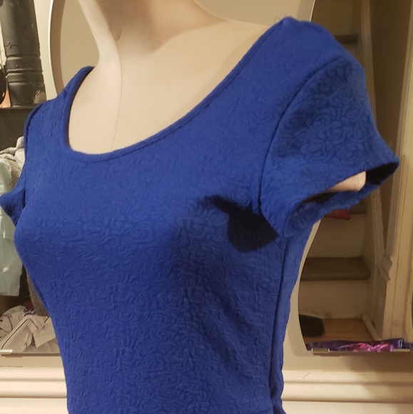 🍄2for30🍄Blue Open back pin up style dress - Picture 4 of 9